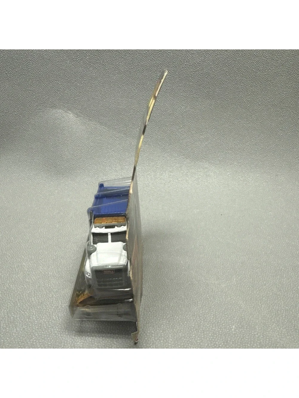 Tonka Metal City Dump Truck Construction Crew Blue White 1/64 Diecast Body 2014